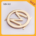 MB-363 Custom 4.7cm Engraved M Letter Metal Logo Labels Round Shape Metal Badge For Lady Handbags